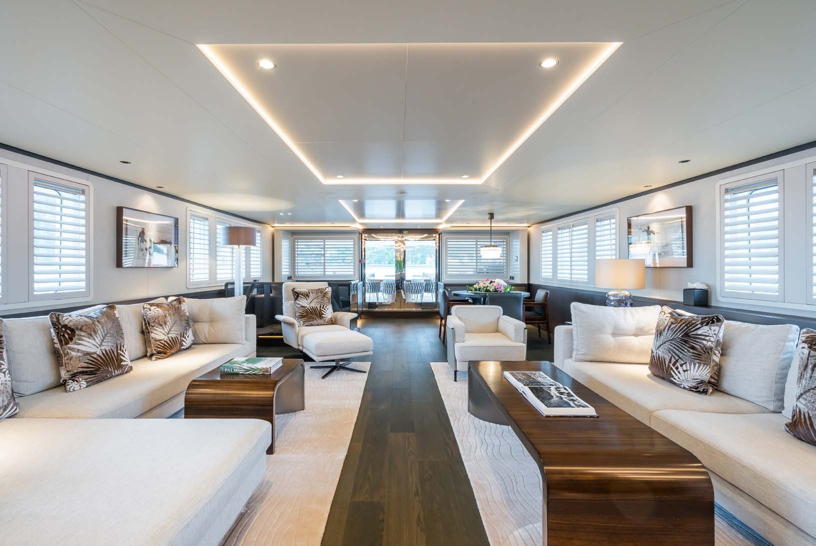 main deck saloon and dining.jpg