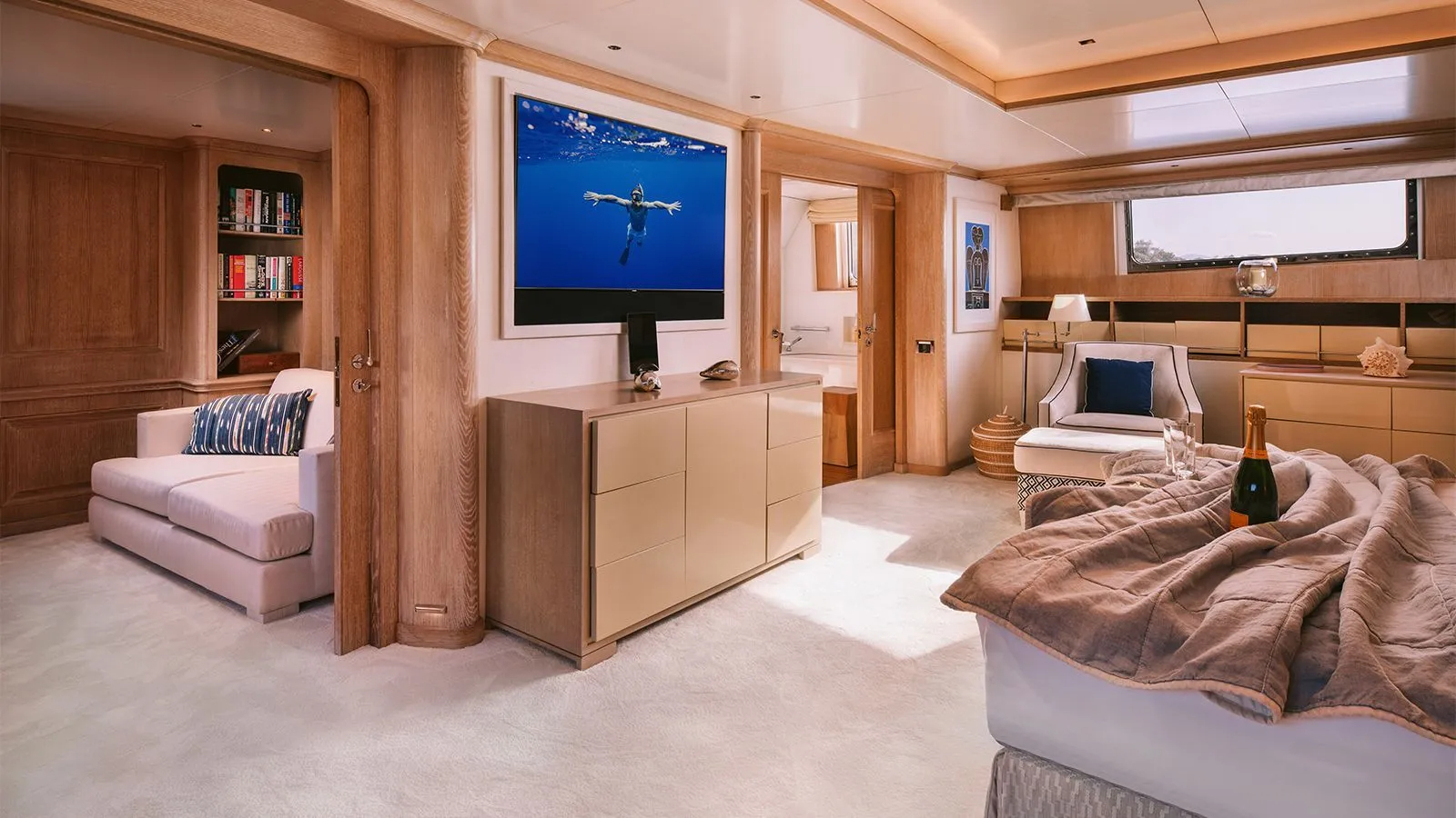 master suite - tv.jpg