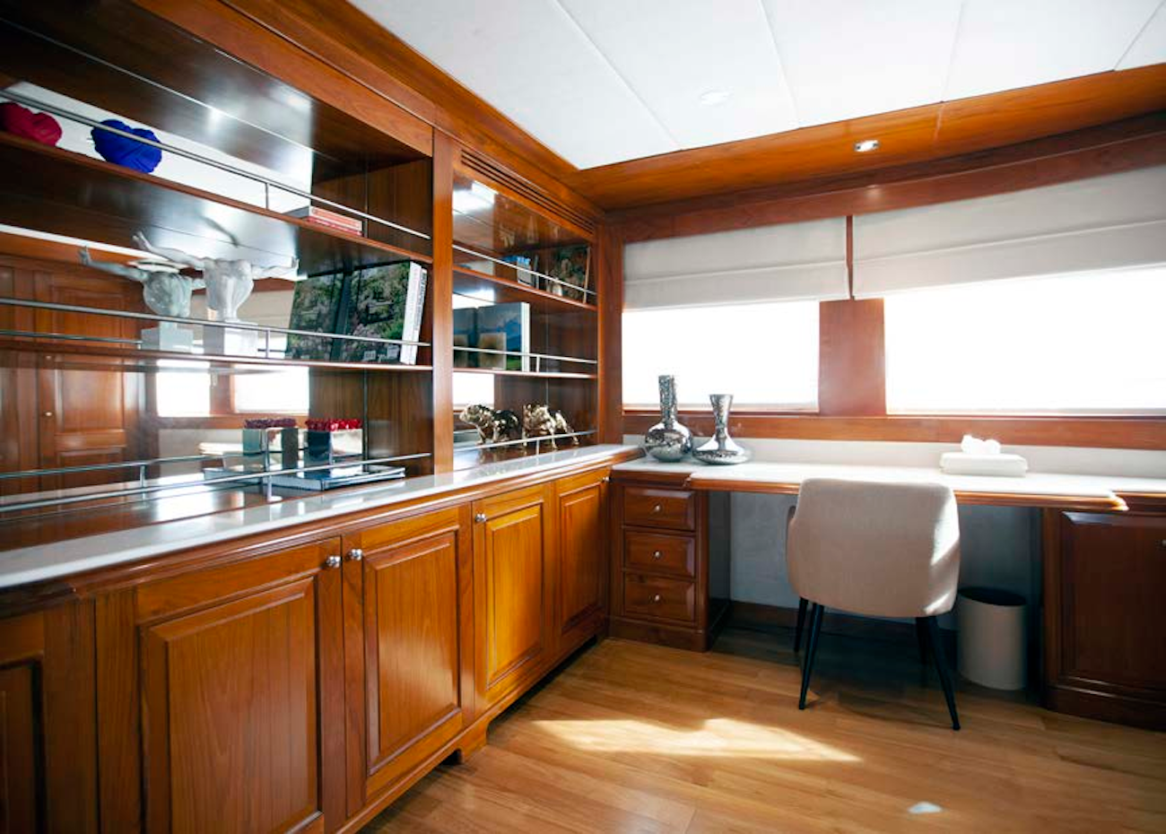 master suite office area.png