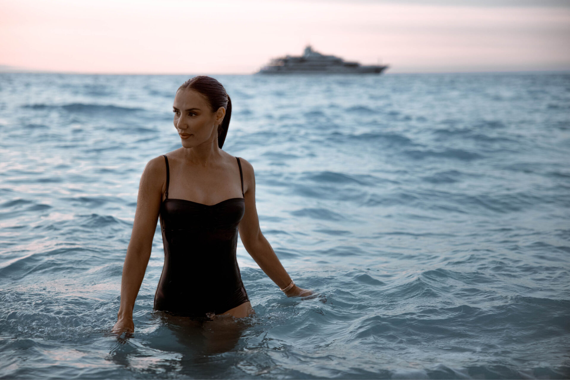 model with superyacht .jpg