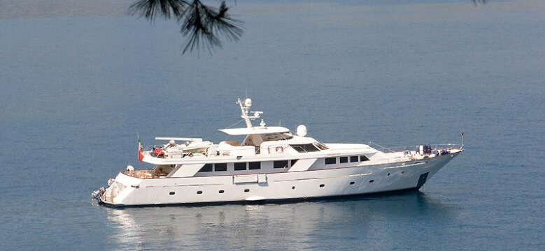 motor yacht ESPINOLA.png