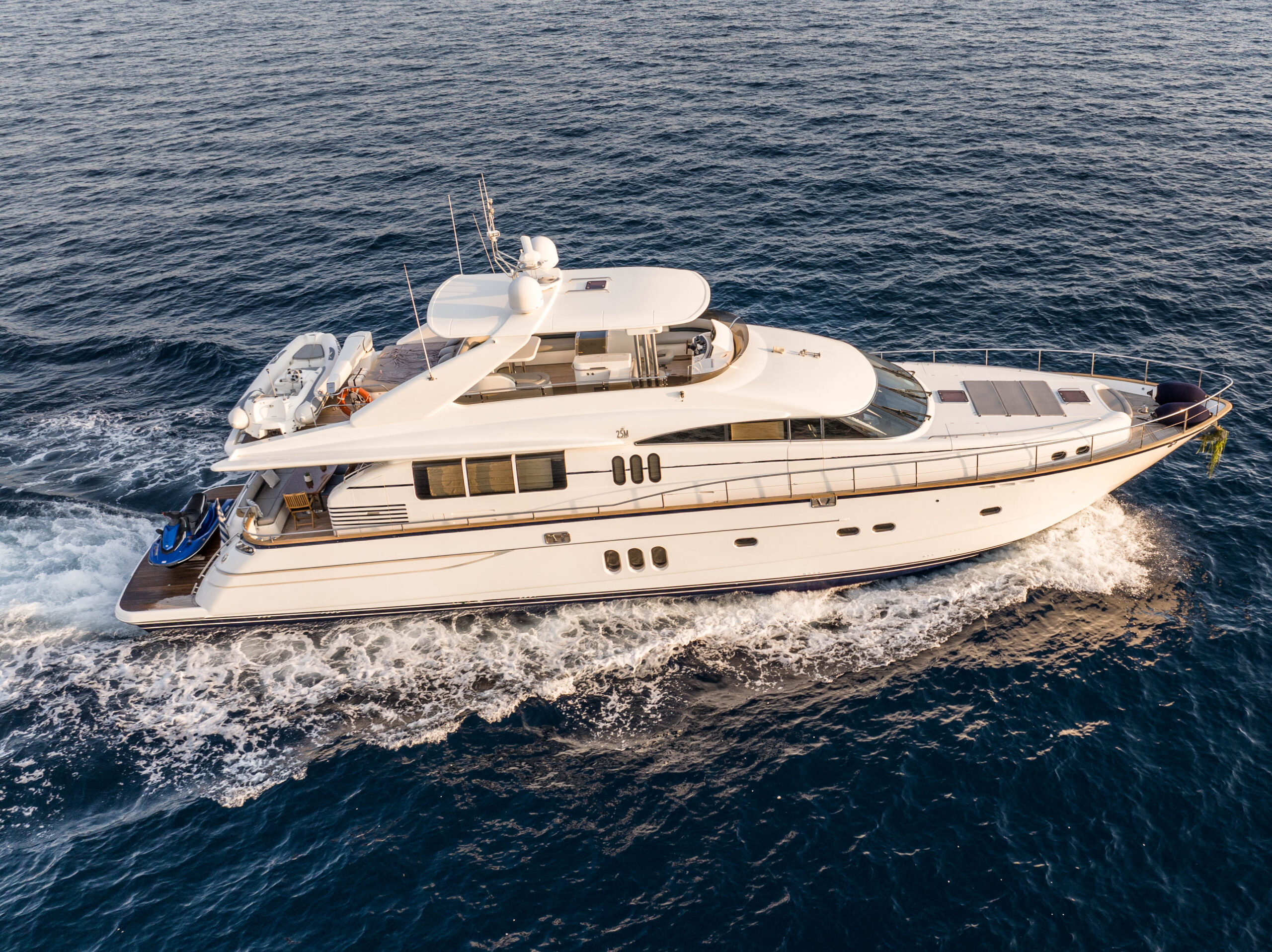 motor yacht GEKTOR.jpg