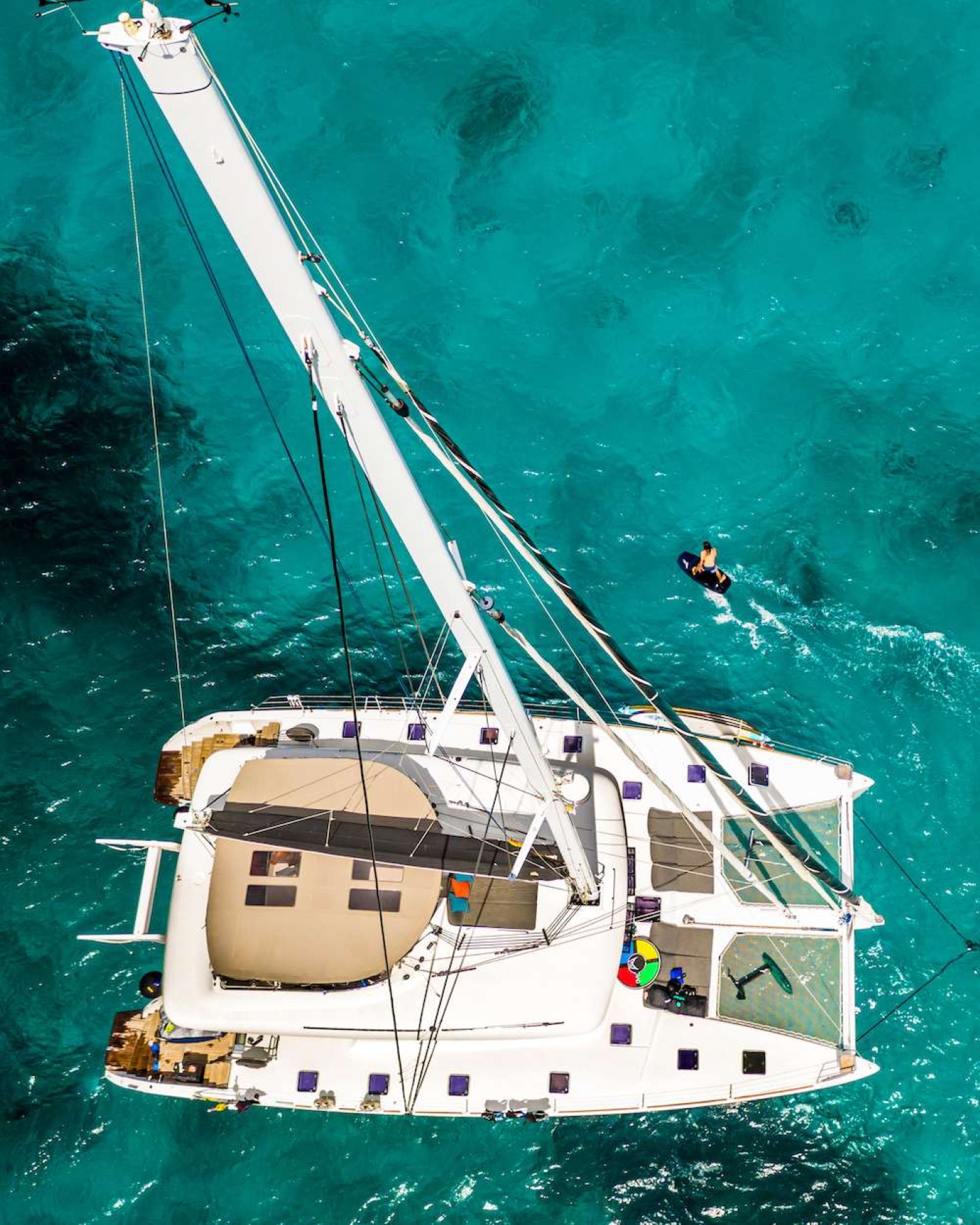 motor yacht HUNTRESS.jpg