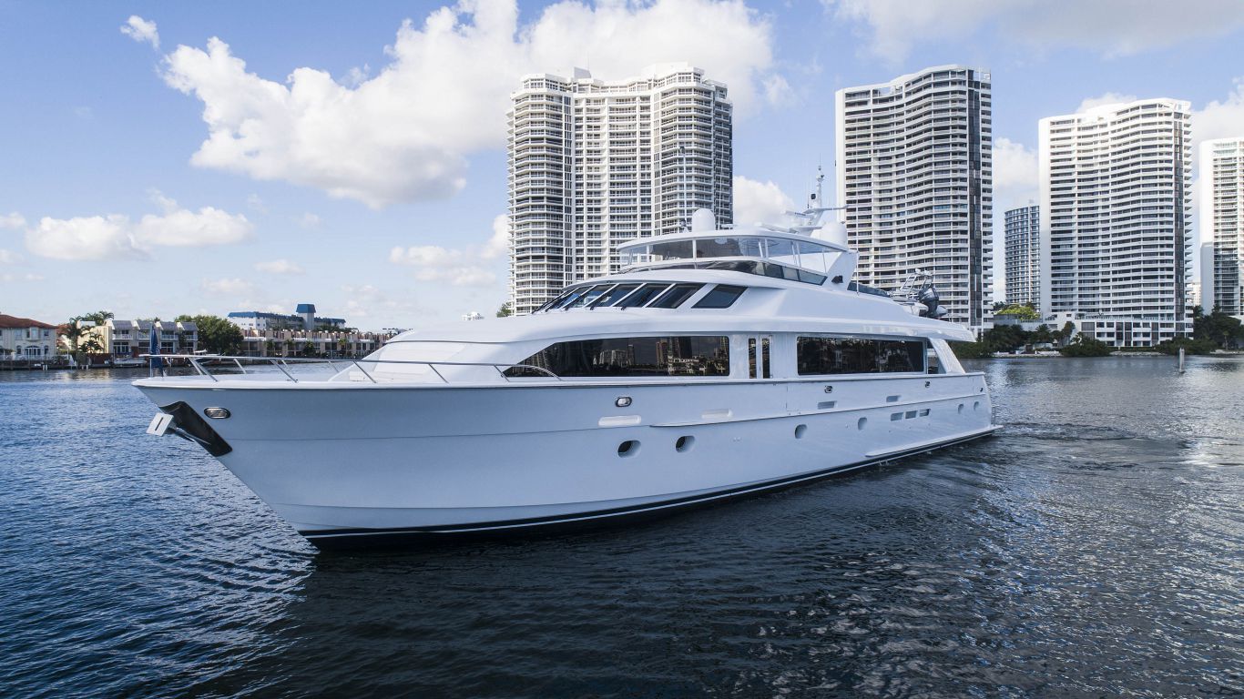 motor yacht INEVITABLE.jpg