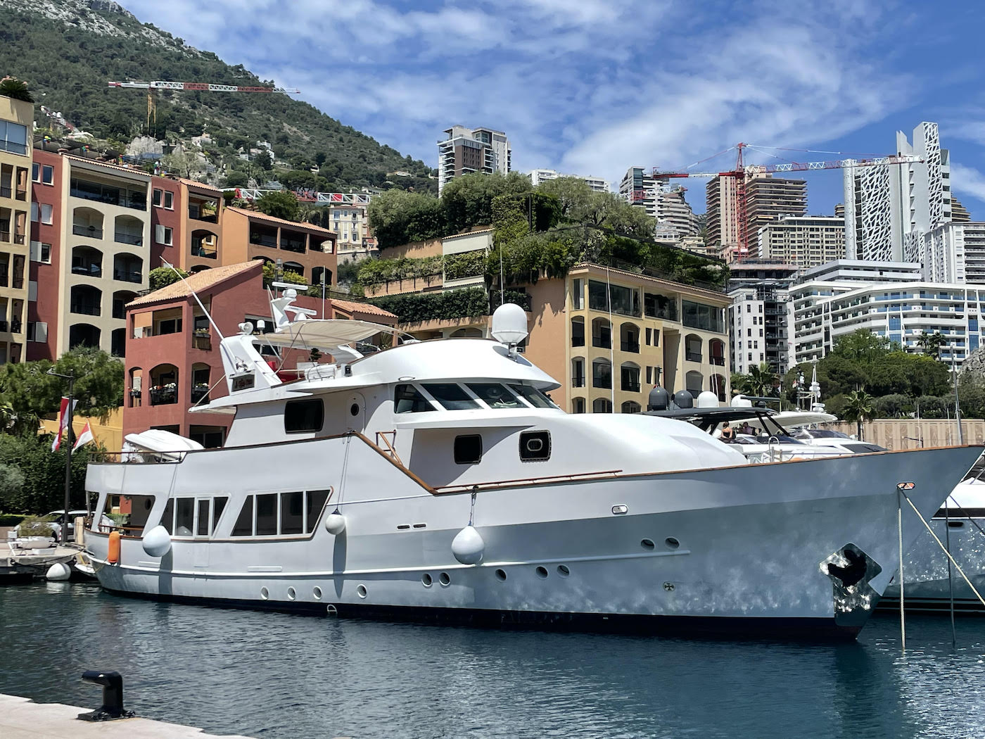 motor yacht LA VOGLIA MATTA.jpg