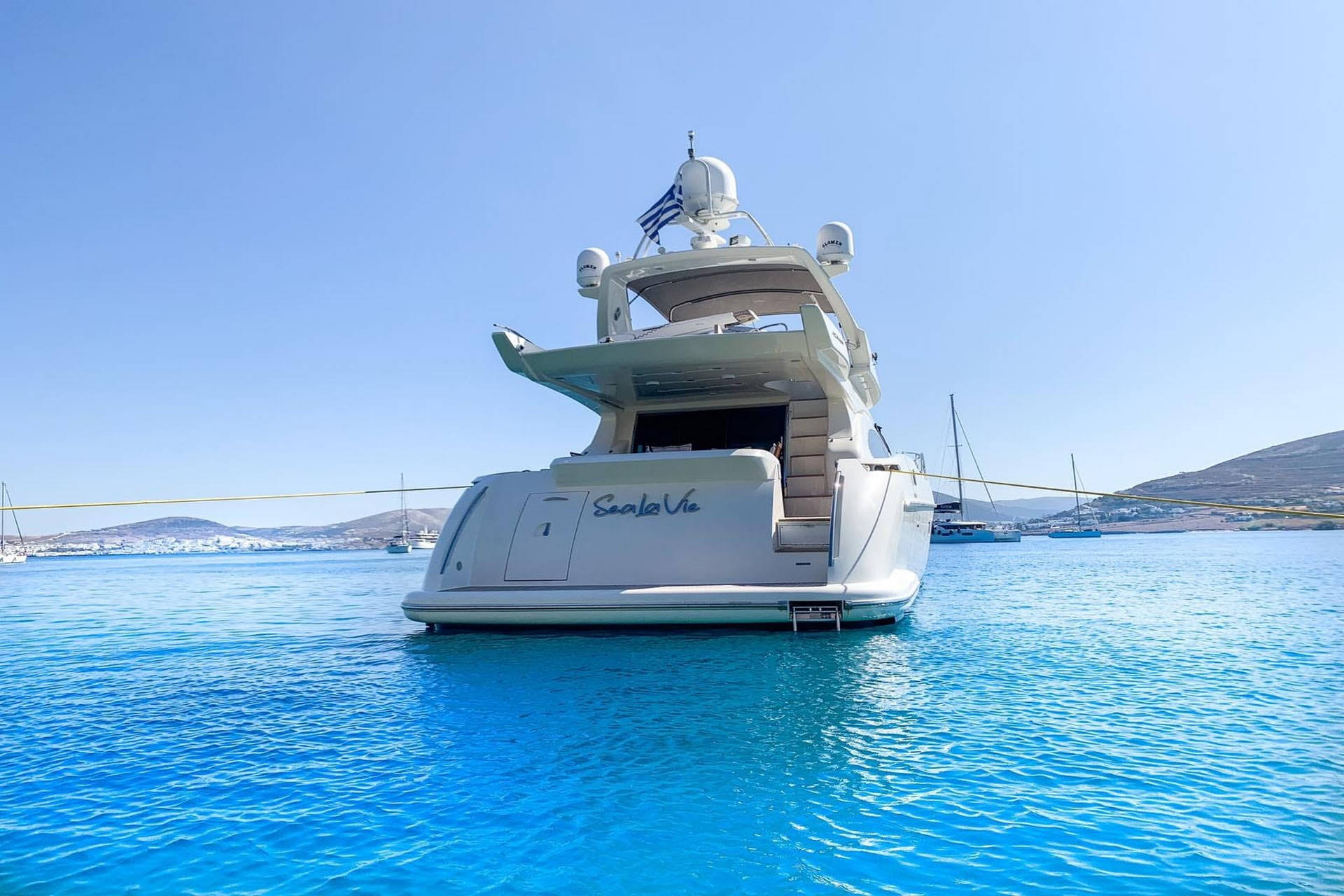 motor yacht SEA LA VIEW aft.jpg