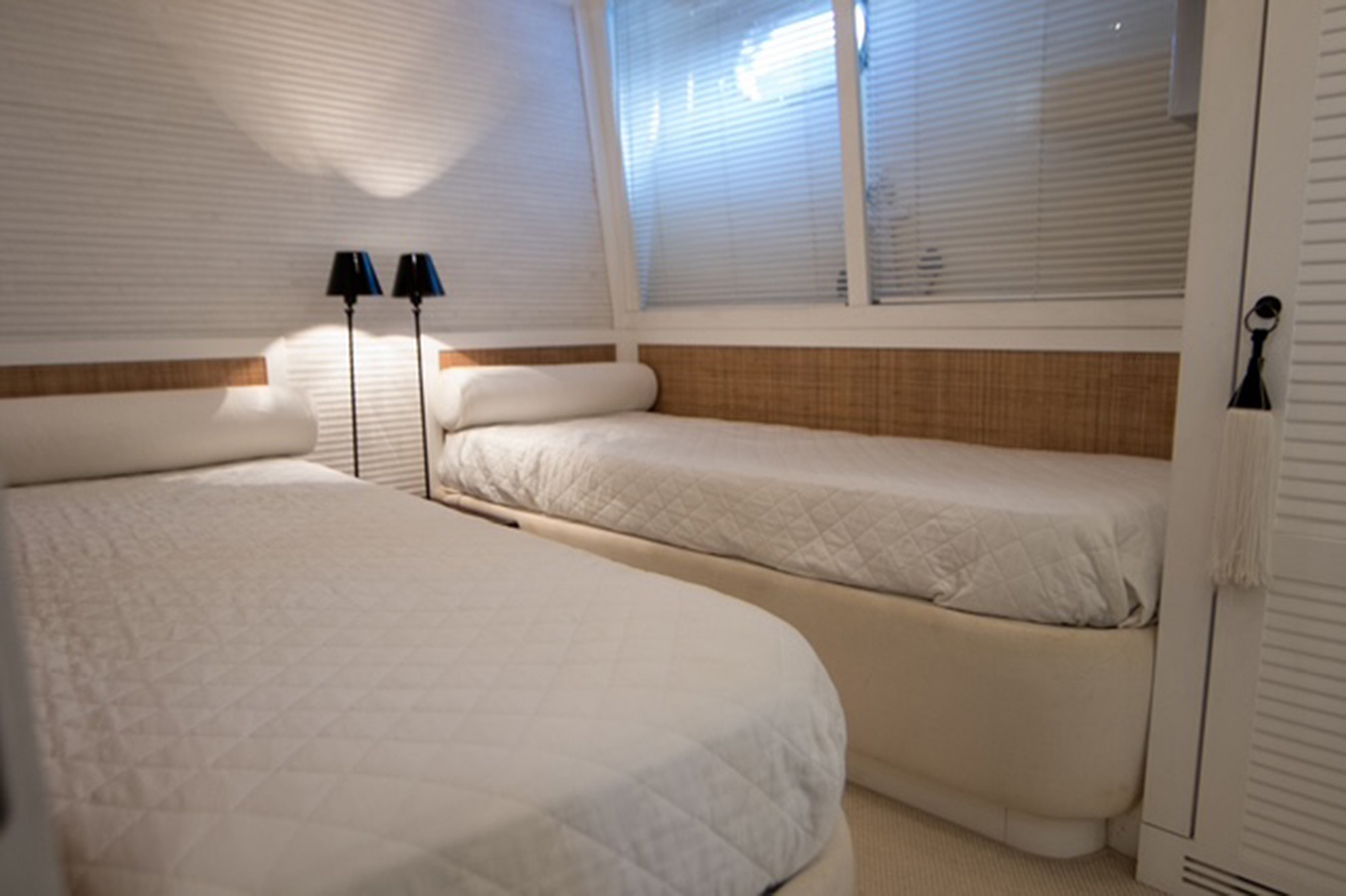 noleggio-yacht-seasea_charter_8.jpg