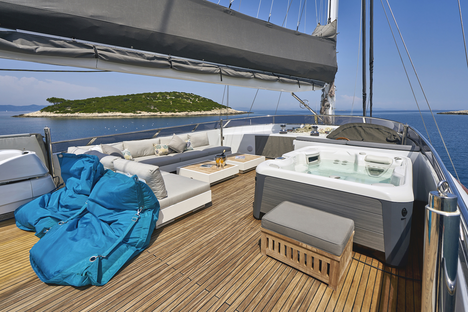 on deck with Jacuzzi.jpg