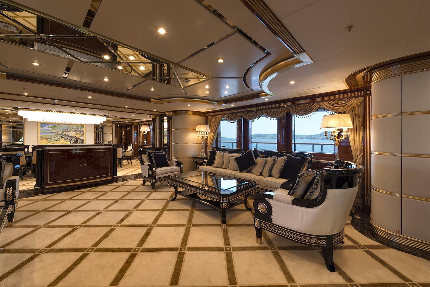 opulent main saloon.jpg
