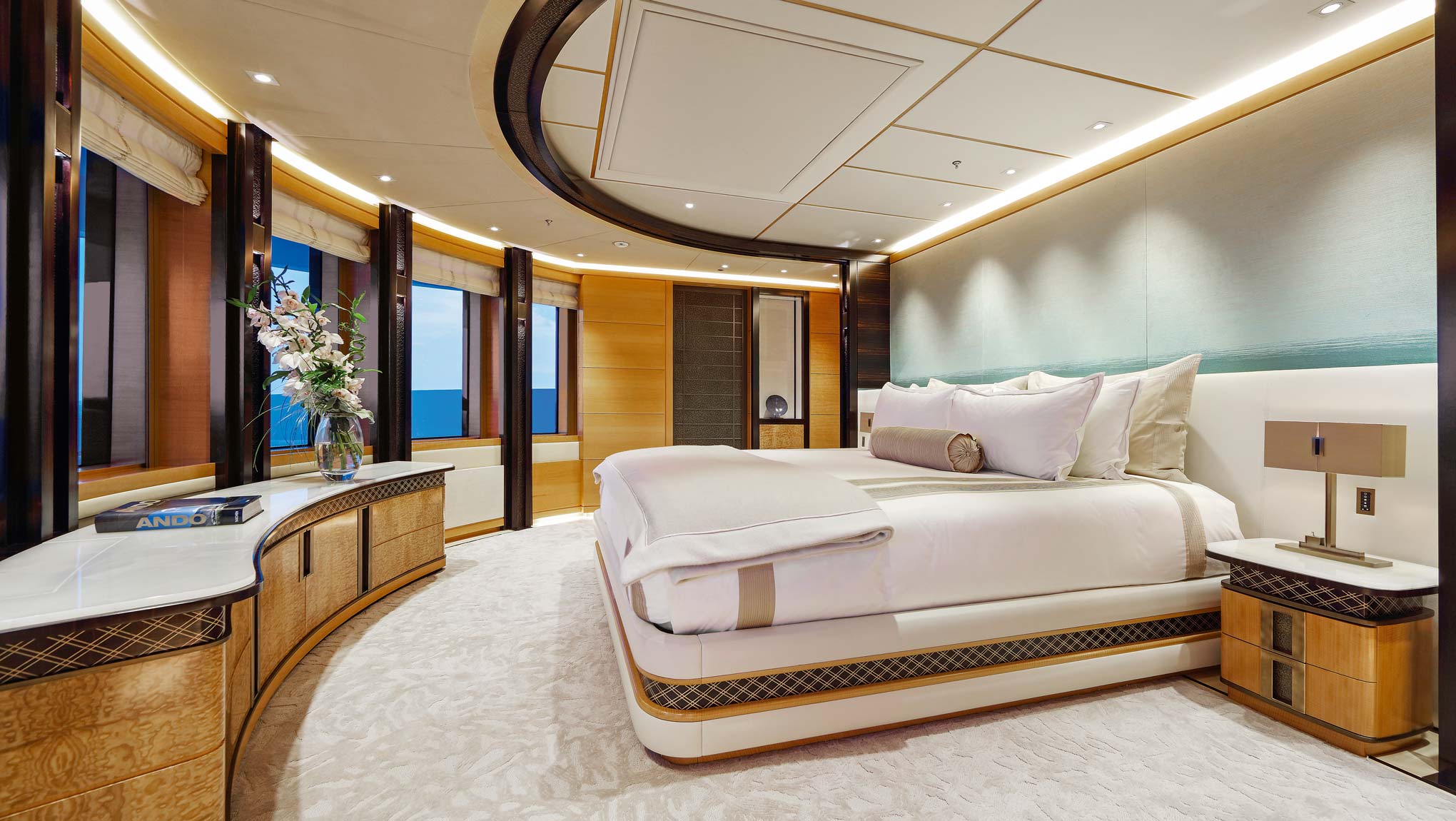 owner stateroom ©Ameller.jpg