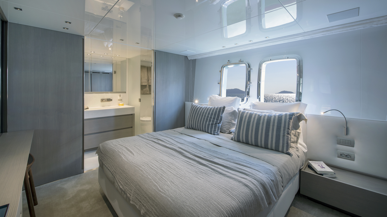 port VIP cabin.jpg