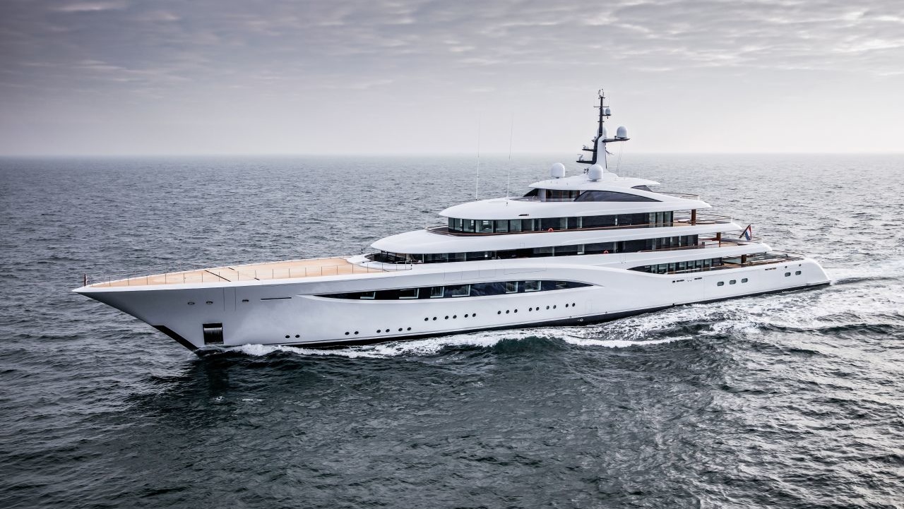 profile of the 96m Feadship yacht.jpg
