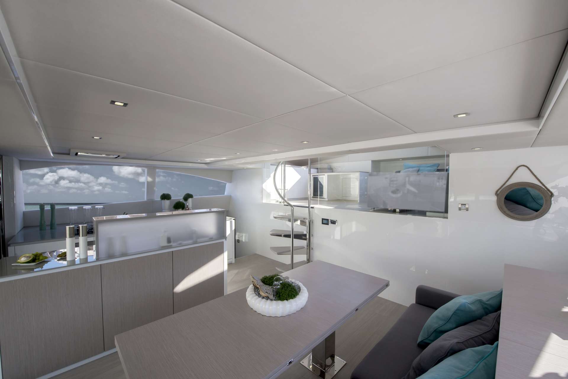 seating dining area.jpg
