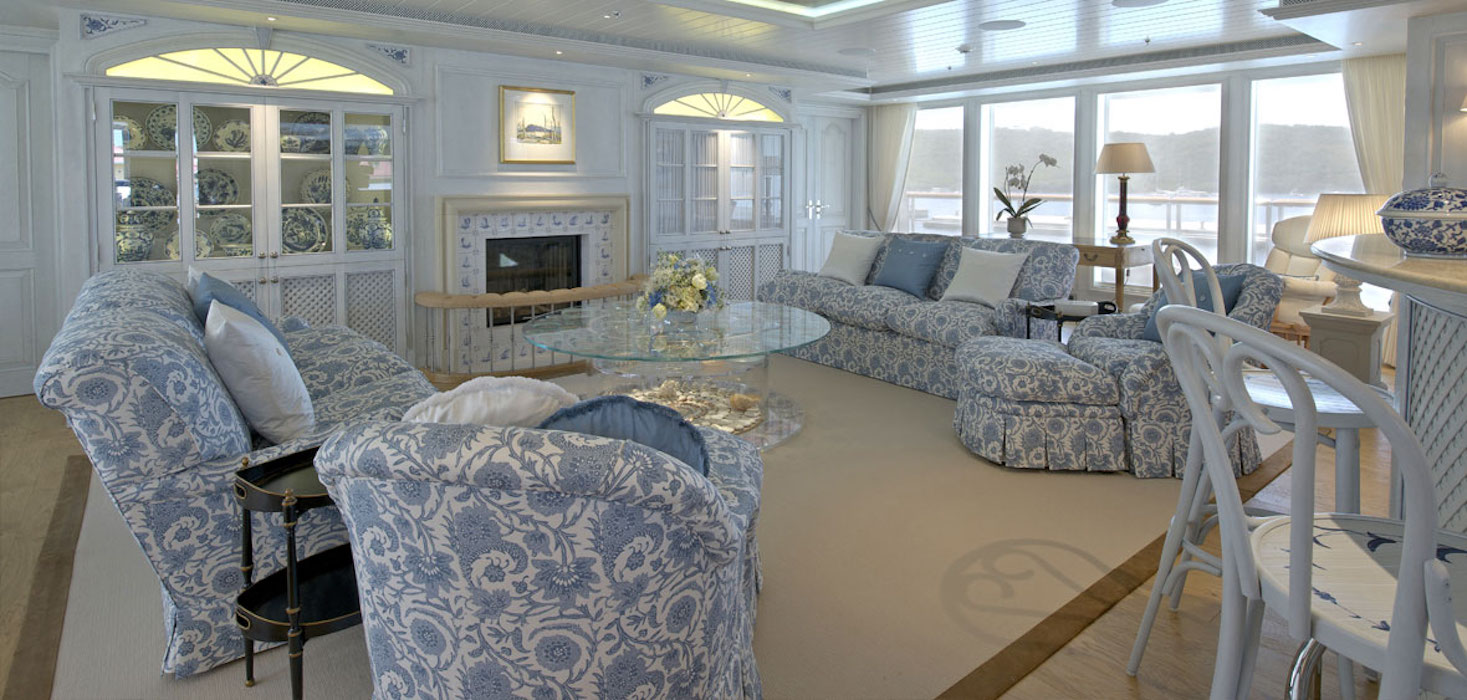 sky lounge.jpg