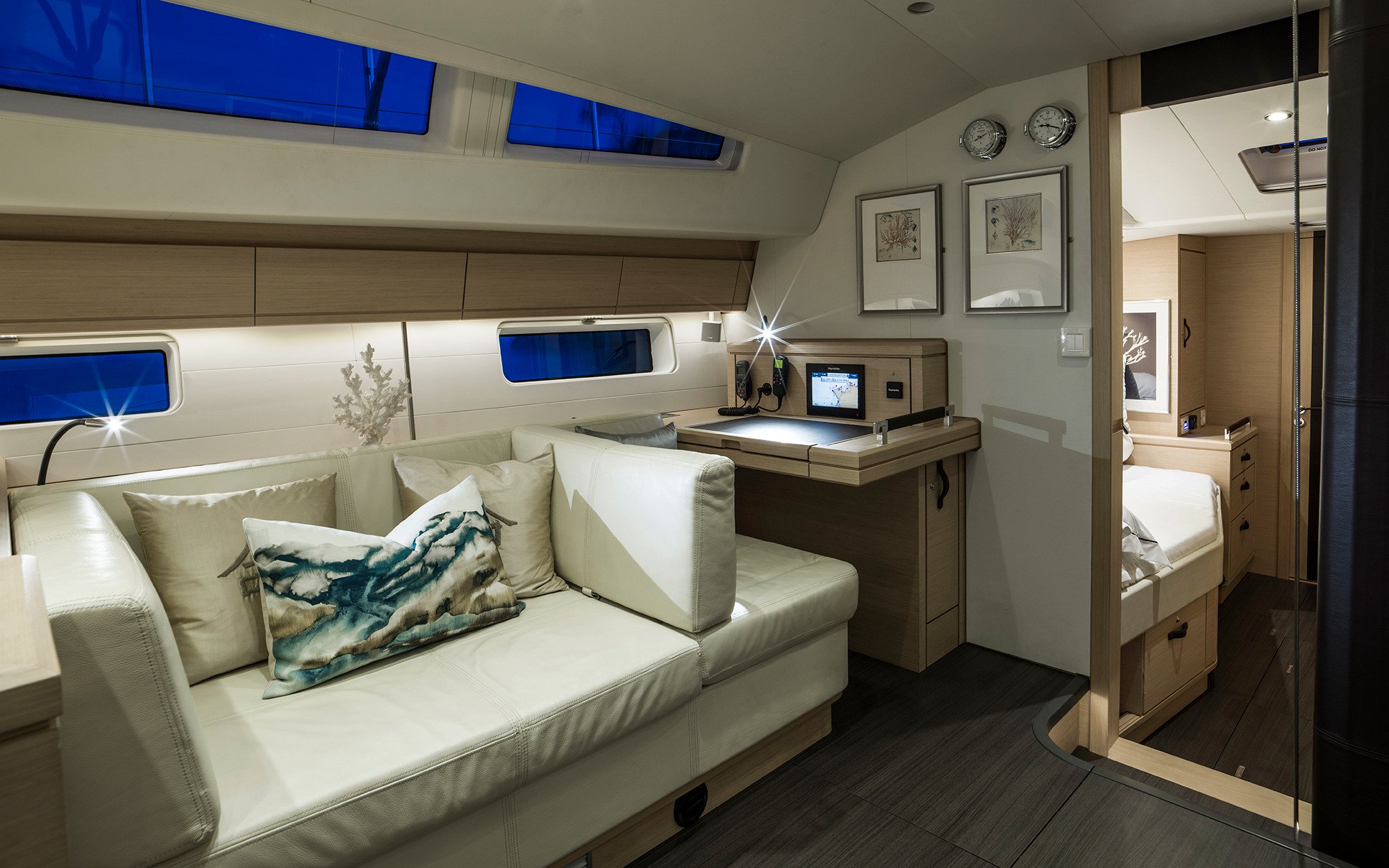 thea-yacht-pic_009.jpg