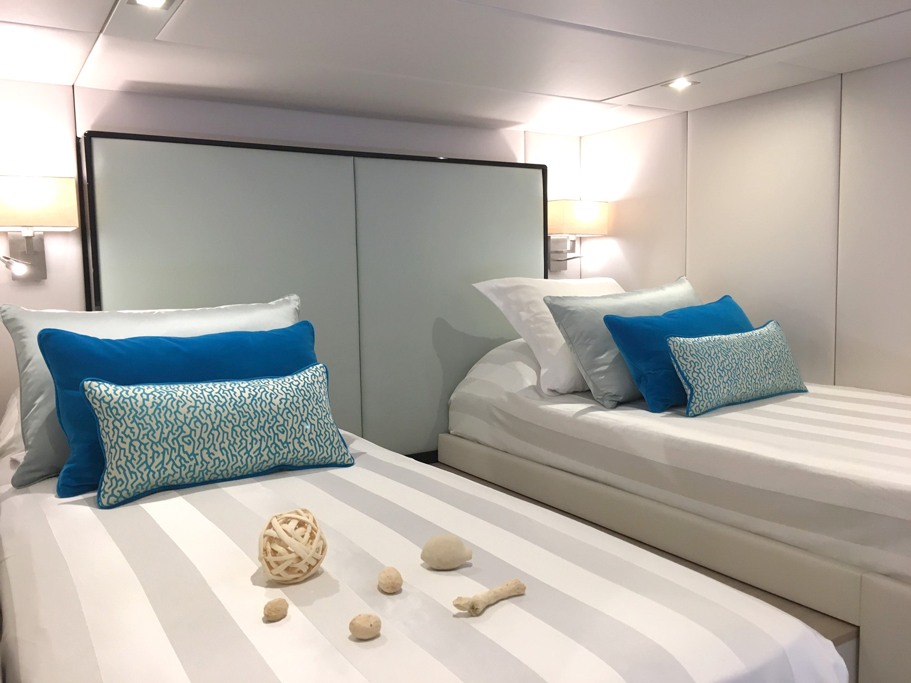 twin cabin blue.jpg