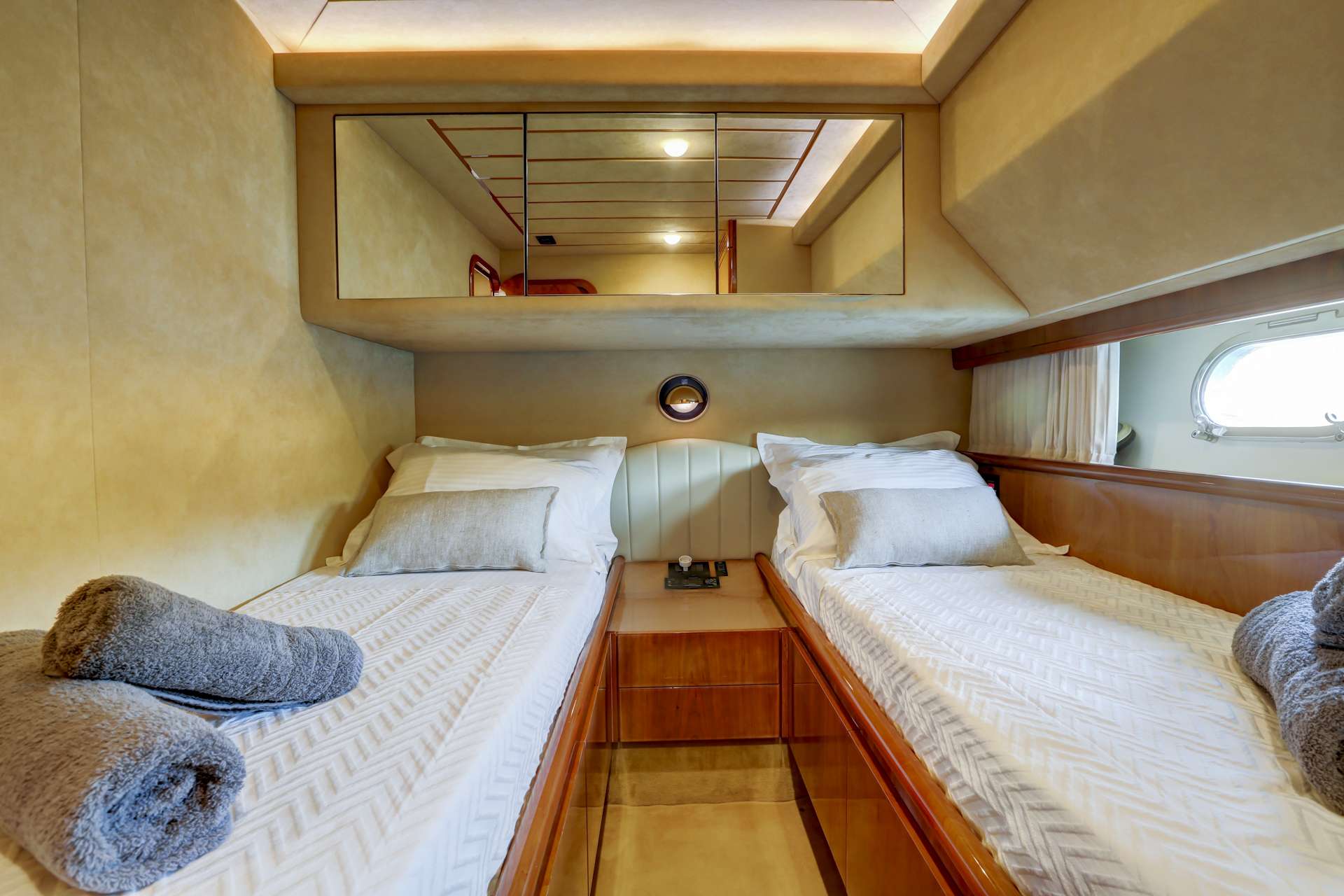 twin cabin with single beds.jpg