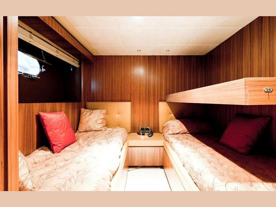 twin with pullman.jpg
