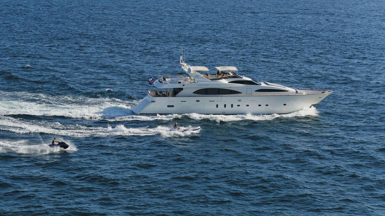 yacht CRISTALEX by Azimut - at sea.jpg