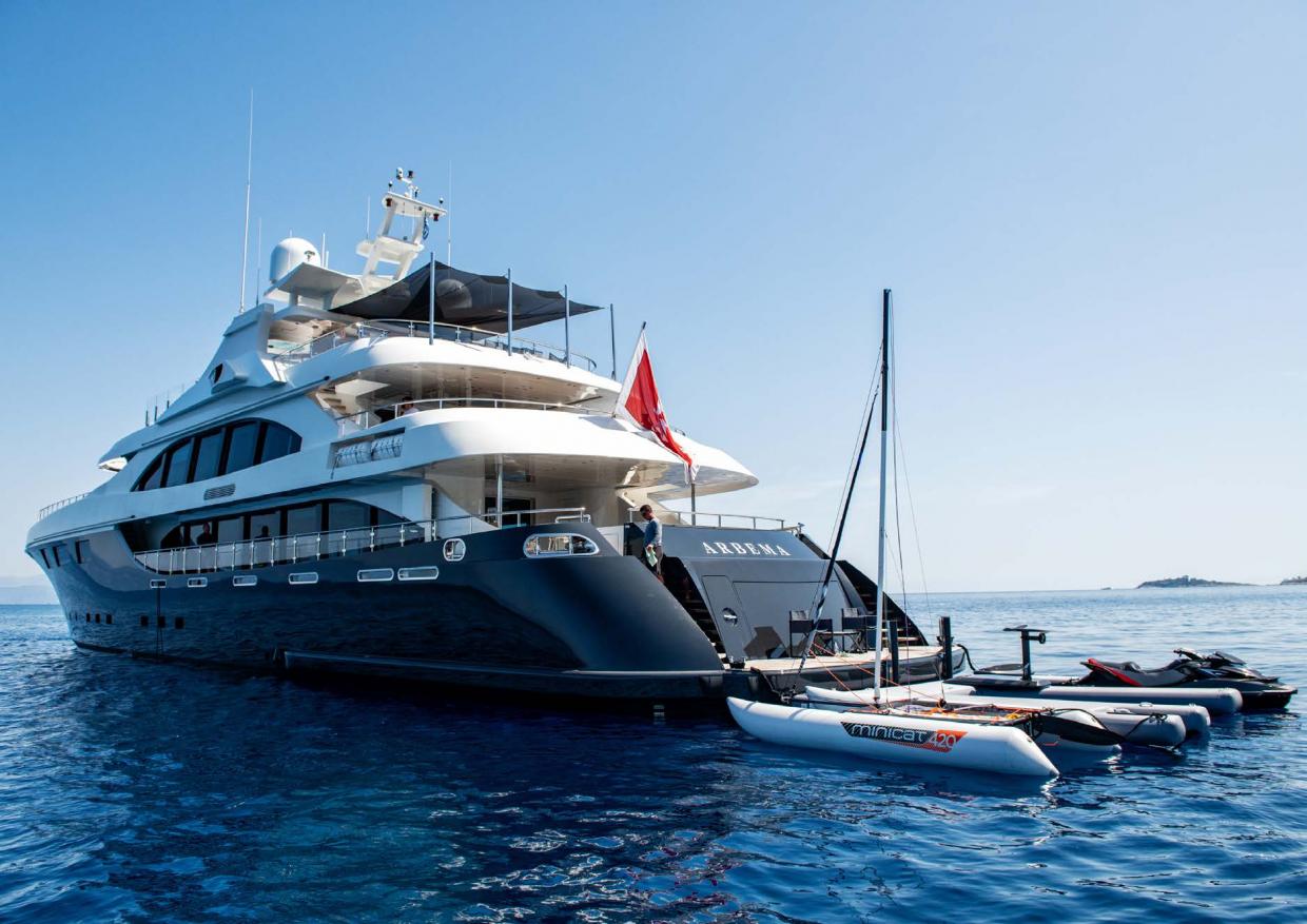 yacht ZIA.jpg