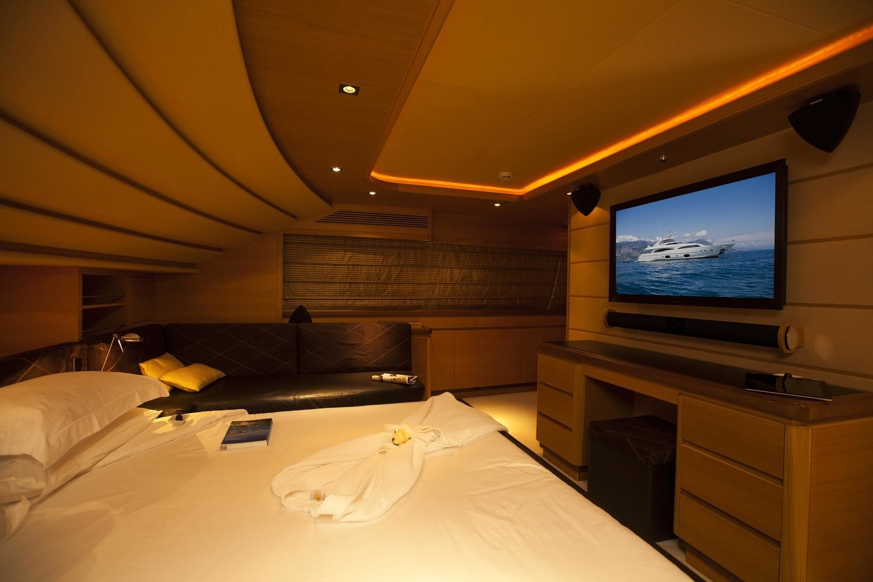 [29m-Yacht-PERPETUAL]-2022-50.jpg