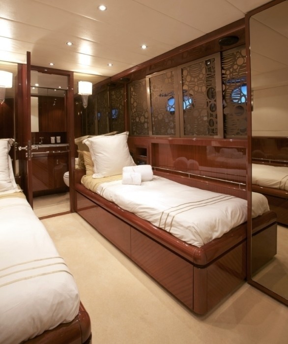 [30m-Yacht-LOR]-2817-23.jpg