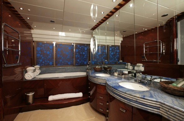 [30m-Yacht-LOR]-2817-50.jpg