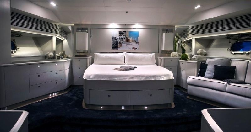 [35m-Yacht-CAROLINE-1]-210-133.jpg
