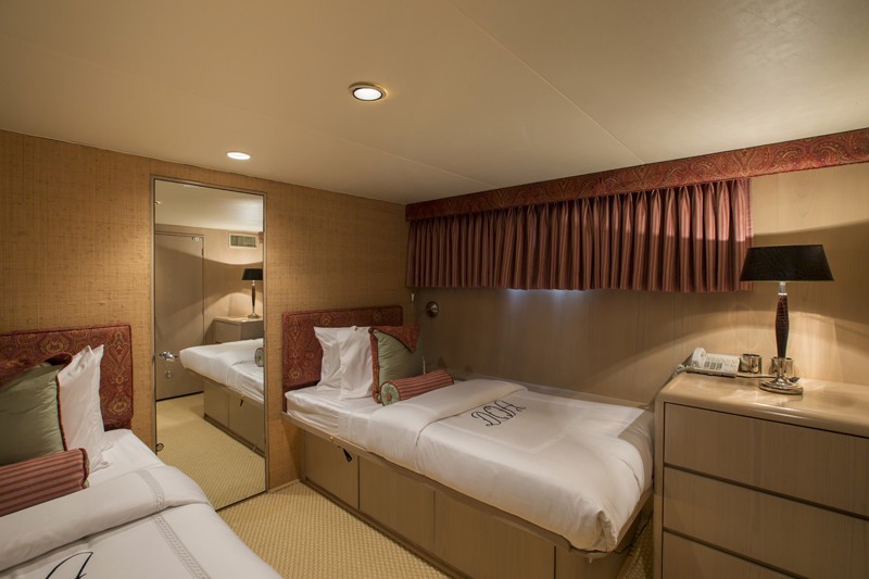 [36m-Yacht-ADO]-2291-170.jpg