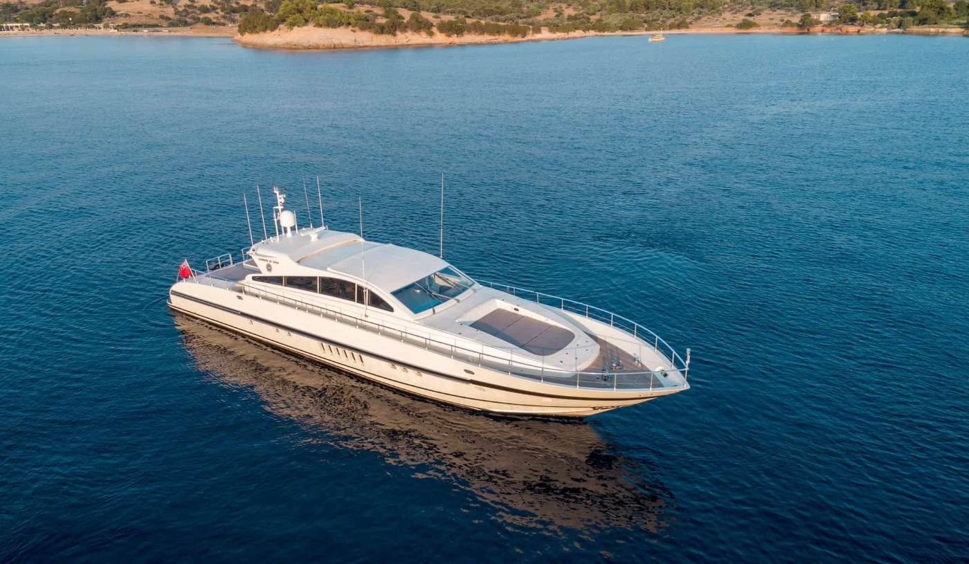 Luxury Superyacht ATRATO.jpg