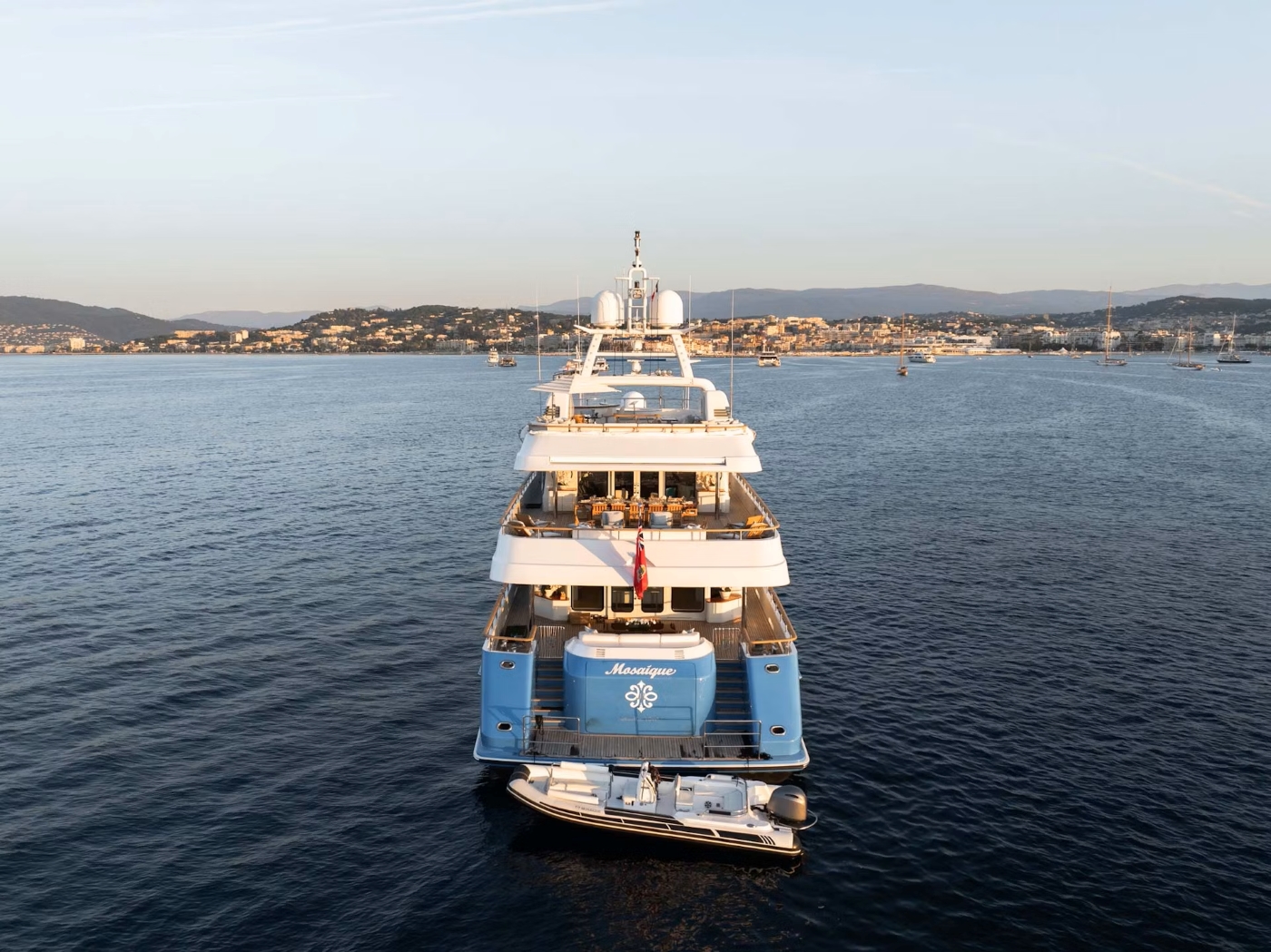 Superyacht Mosaique.jpg