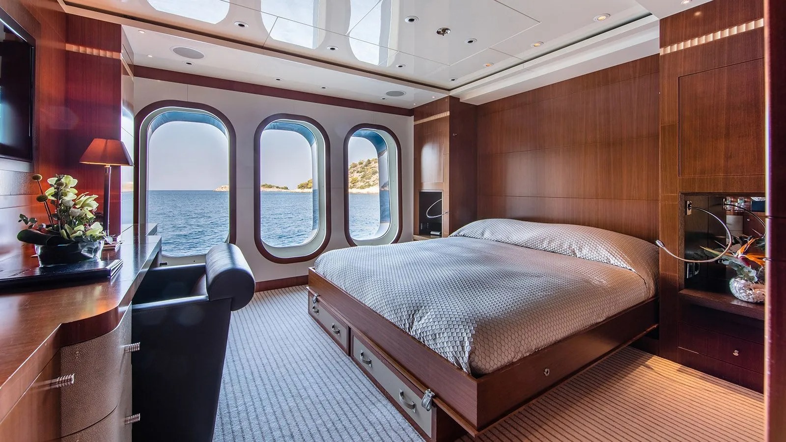 VIP Cabin.jpg