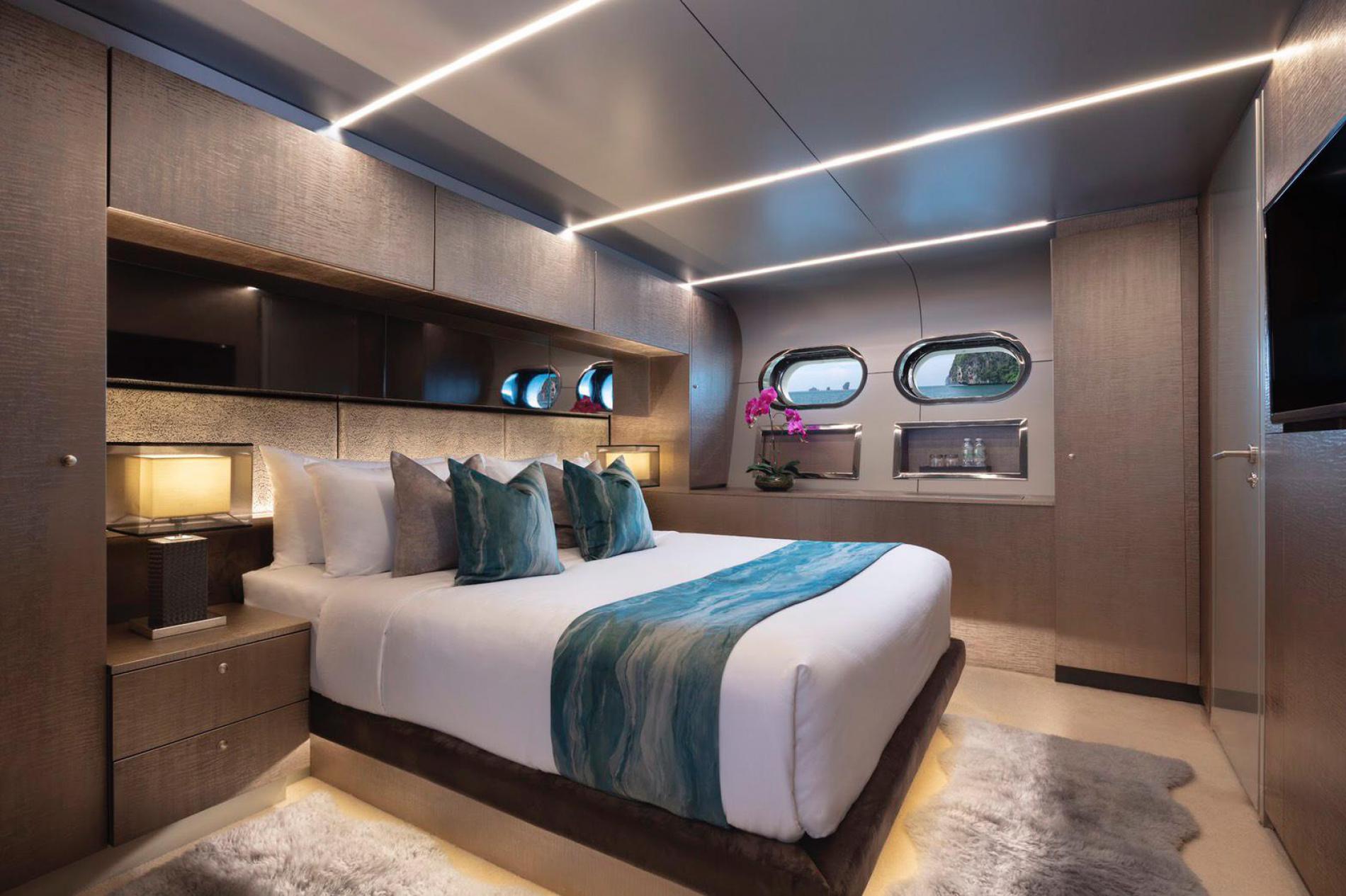 double guest suite.jpg