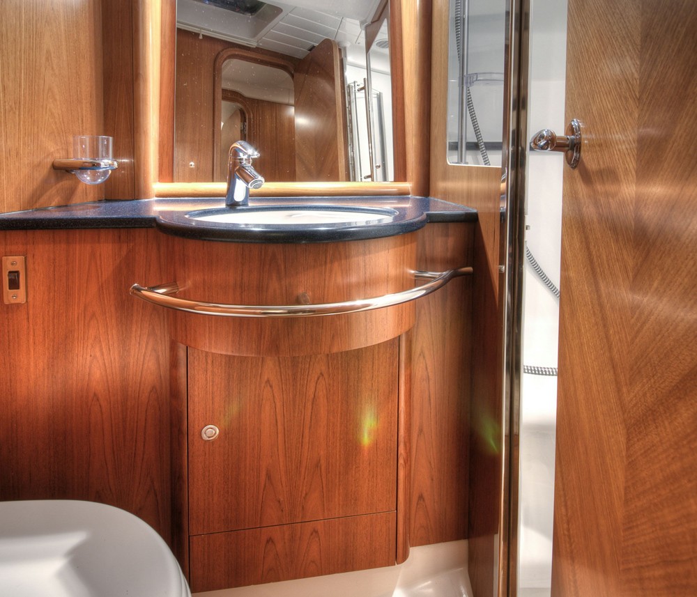 [20m-Yacht-MUSTIQUE]-3383-171.jpg