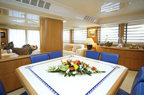 [27m-Yacht-ERATO]-3595-121.jpg