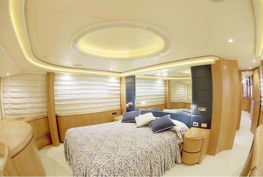 [27m-Yacht-ERATO]-3595-96.jpg