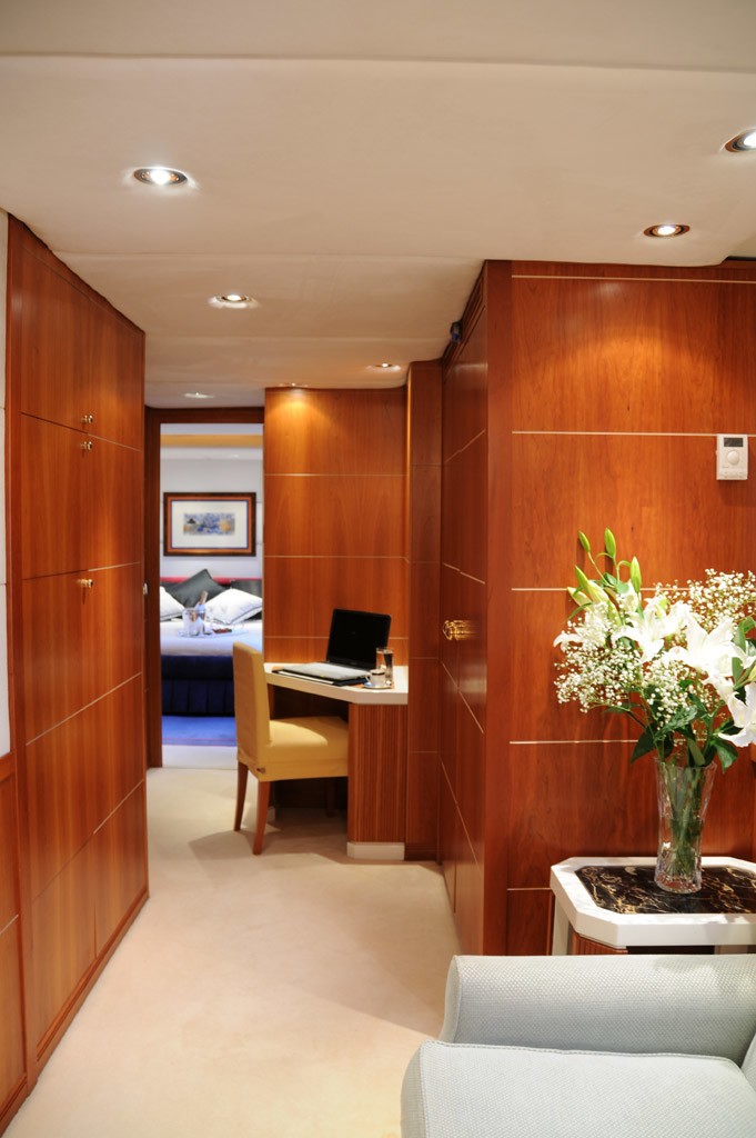 [41m-Yacht-AMZ]-3310-109.jpg
