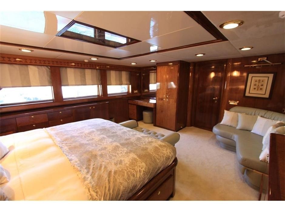 [46m-Yacht-WHITE-KNIGHT]-3102-104.jpg