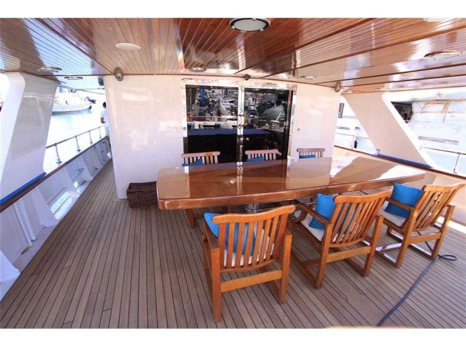 [46m-Yacht-WHITE-KNIGHT]-3102-30.jpg