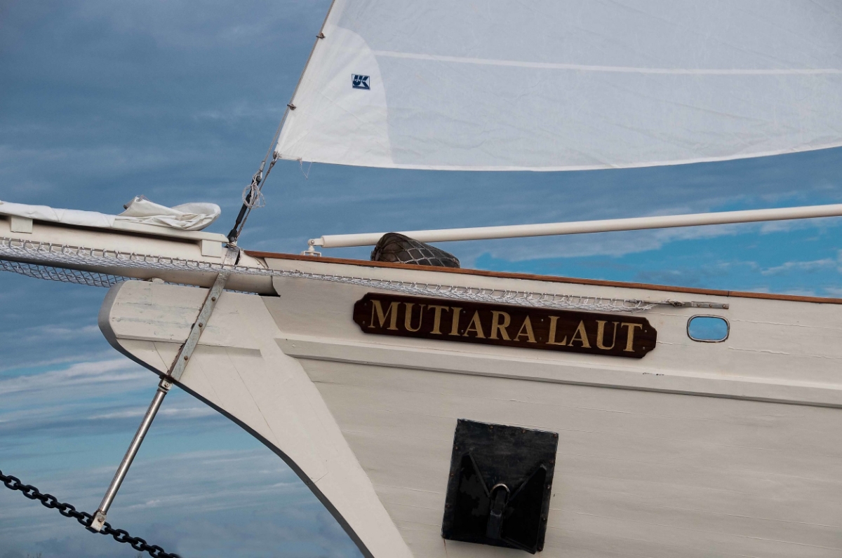 Exterior 3.jpg
