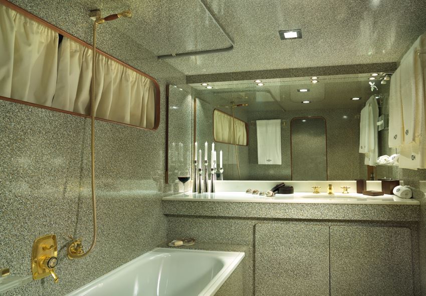 Guest cabin 00002.jpg