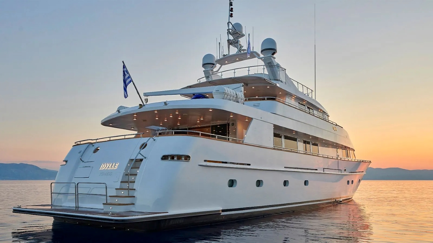 Motor Yacht Idylle.jpg