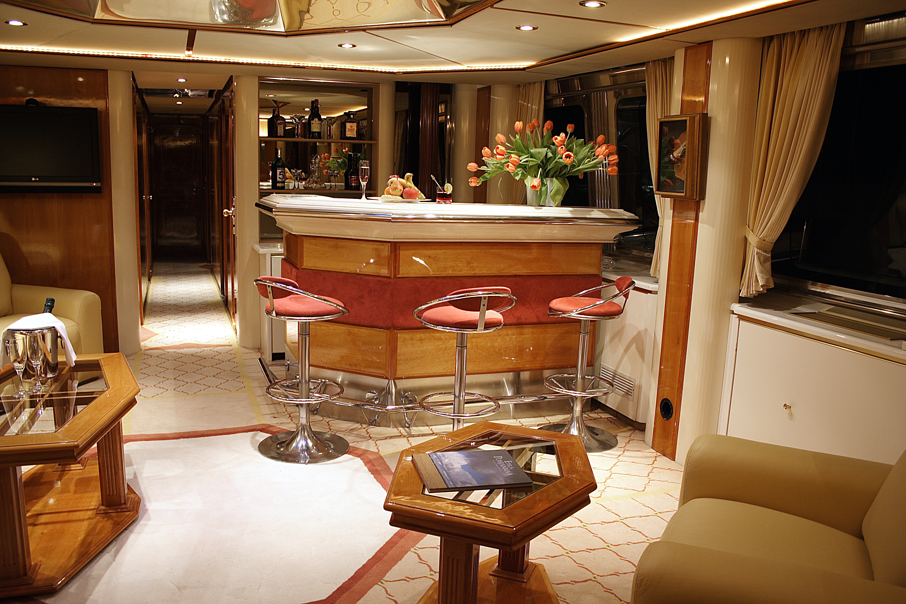 upper-deck-bar-evening.jpg