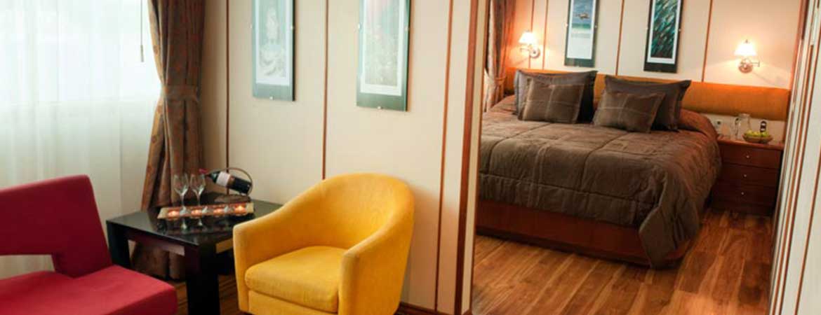 Interior 00002.jpg