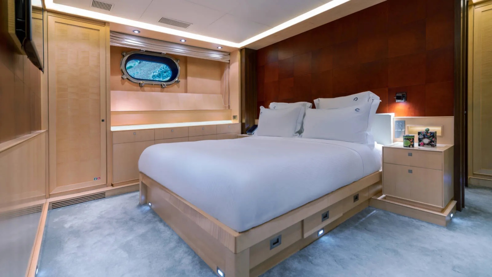 double - guest accommodation.jpg