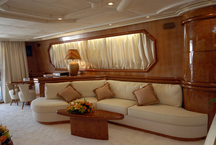 interior.jpg