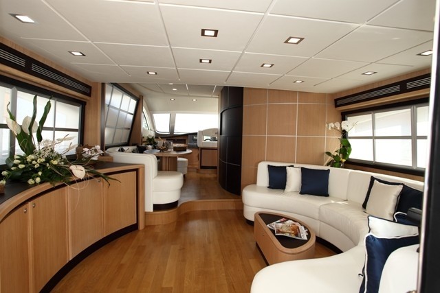 [21m-Yacht-GABY]-5681-101.jpg