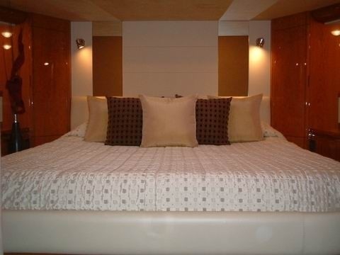 [23m-Yacht-DUST]-5790-76.jpg