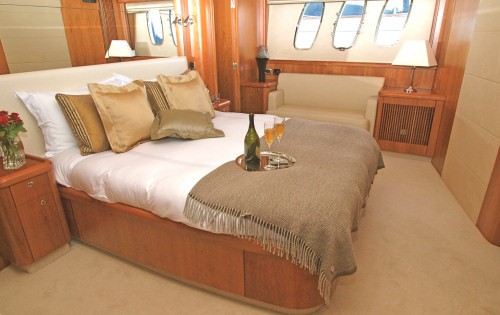 [23m-Yacht-NEW-BEGINNINGS-OF-LONDON]-5947-45.jpg