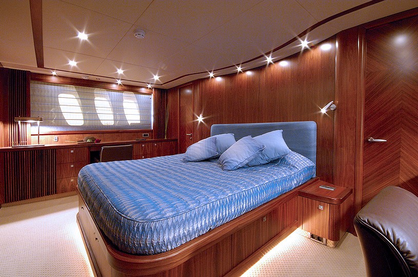 [24m-Yacht-LOW-PROFILE]-5676-100.jpg